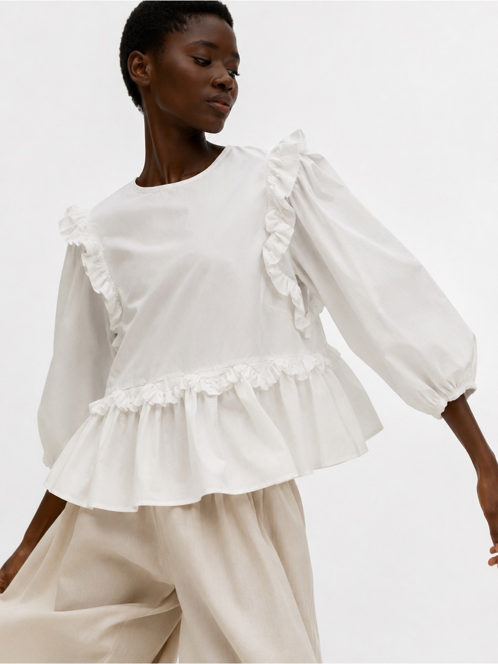 En Saison White Ruffle Blouse